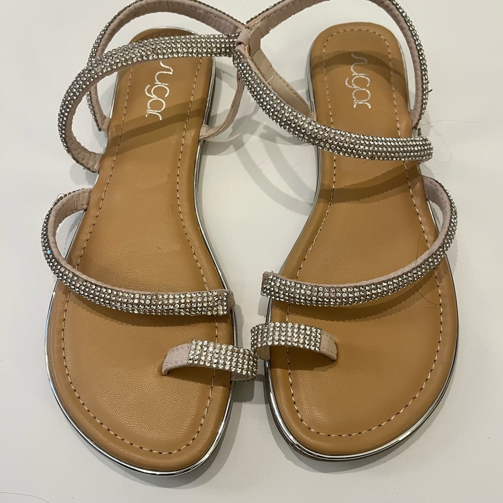 Sugar Silver Rhinestone Toe Ring Sandals Elegant Summer Footwear Size 7 - Picture 4 of 6